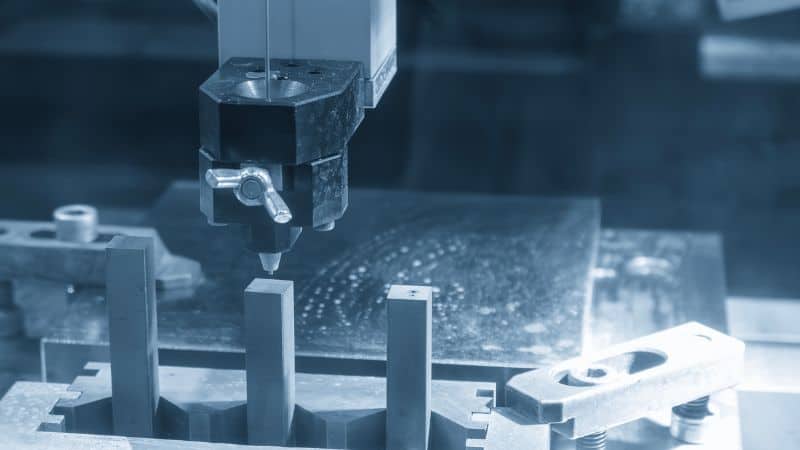 perforación de agujeros por electroerosión