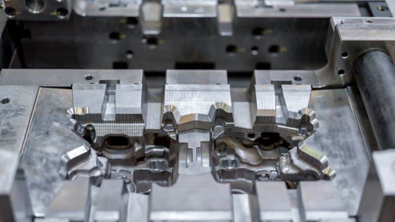 պատվերով ձուլված կաղապար