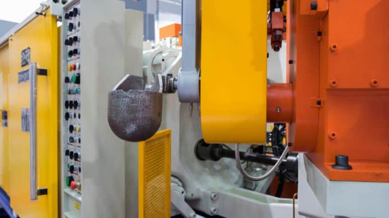 a high pressure die casting machine