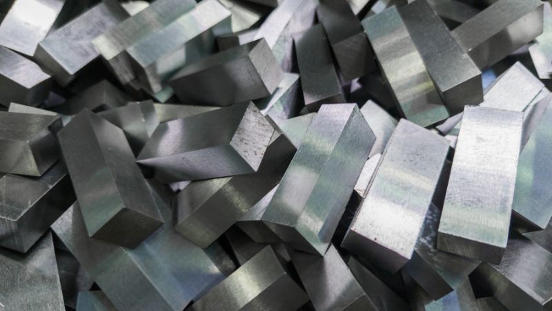 High-quality tool steel blocks used in die casting mold manufacturing, showcasing their durability and precision for optimal die steel properties.