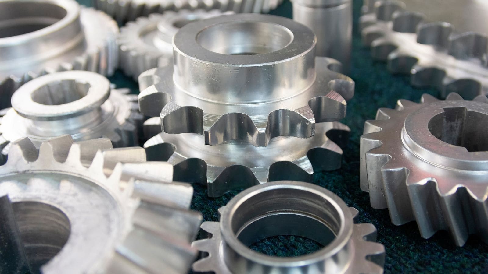 high quality die casting parts, showing the advantages of die casting